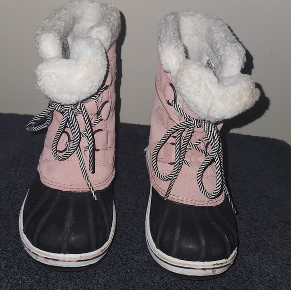 Cat & Jack Other - Cat & Jack Pink and Black Girl Winter Waterproof Snow Boots Size 13 Little Girls